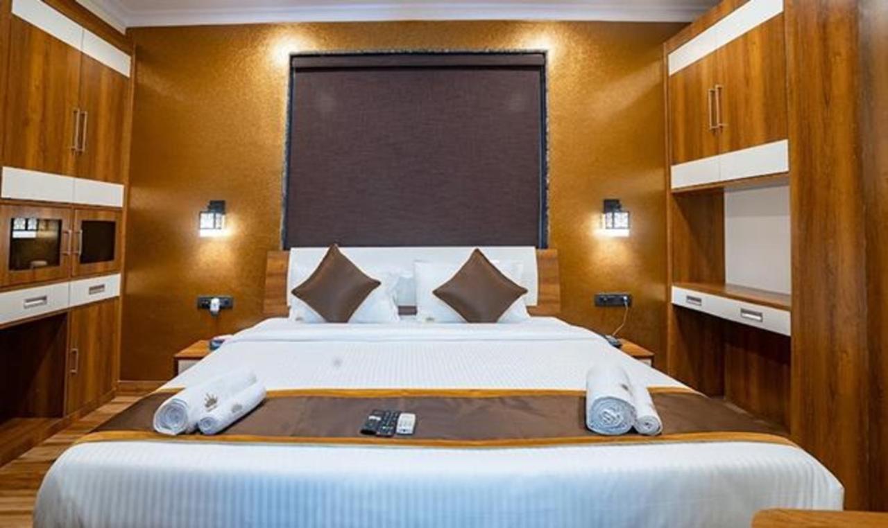 Fabhotel Prime Tiyara Inn コルカタ エクステリア 写真