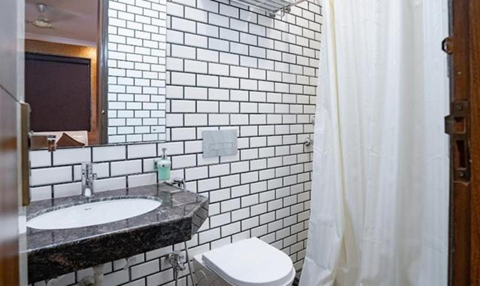 Fabhotel Prime Tiyara Inn コルカタ エクステリア 写真