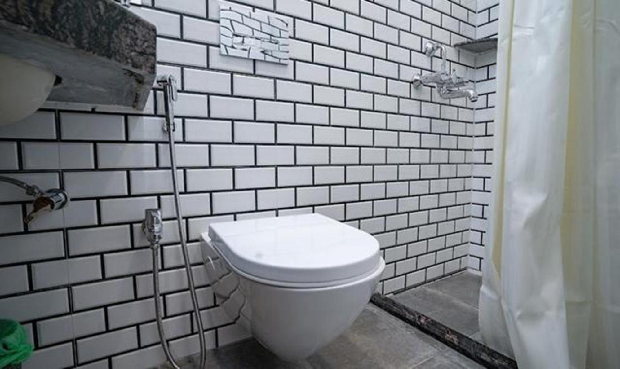 Fabhotel Prime Tiyara Inn コルカタ エクステリア 写真